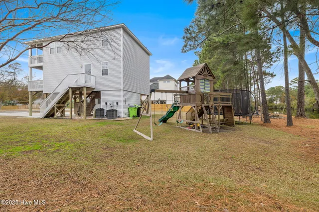 $655,000 | 813 Driftwood Drive, Hampstead, NC 28443
