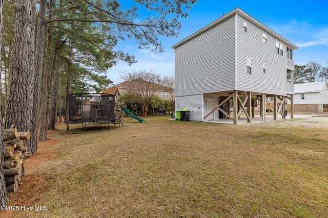 $655,000 | 813 Driftwood Drive, Hampstead, NC 28443