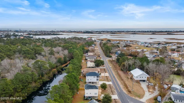 $655,000 | 813 Driftwood Drive, Hampstead, NC 28443