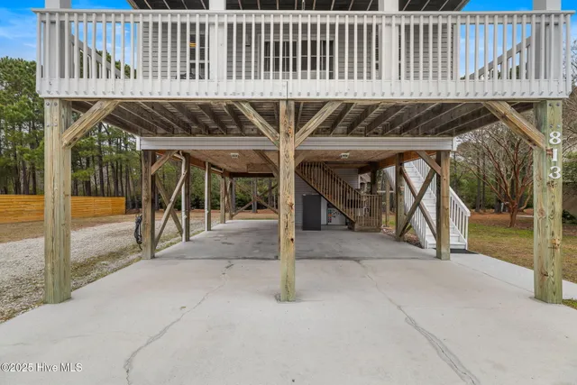 $655,000 | 813 Driftwood Drive, Hampstead, NC 28443