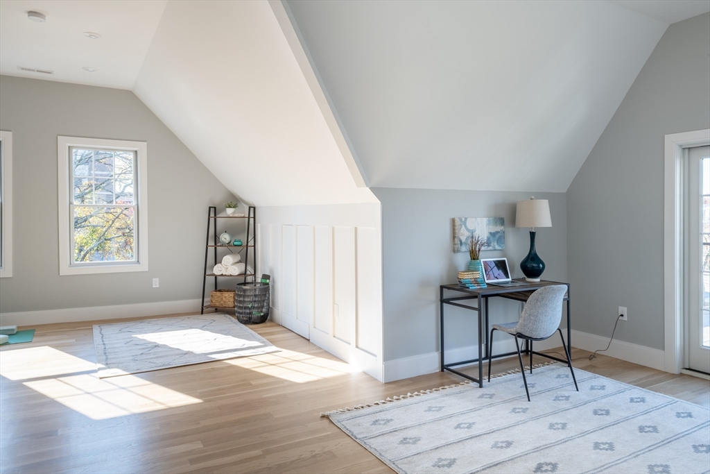 14 Maple Street, Unit 14 Watertown, MA 02472 - Photo 14 of 23