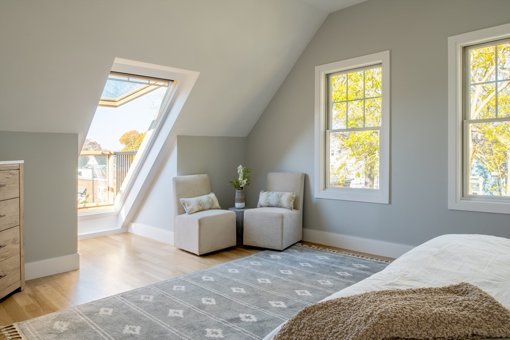 14 Maple Street, Unit 14 Watertown, MA 02472 - Photo 18 of 23