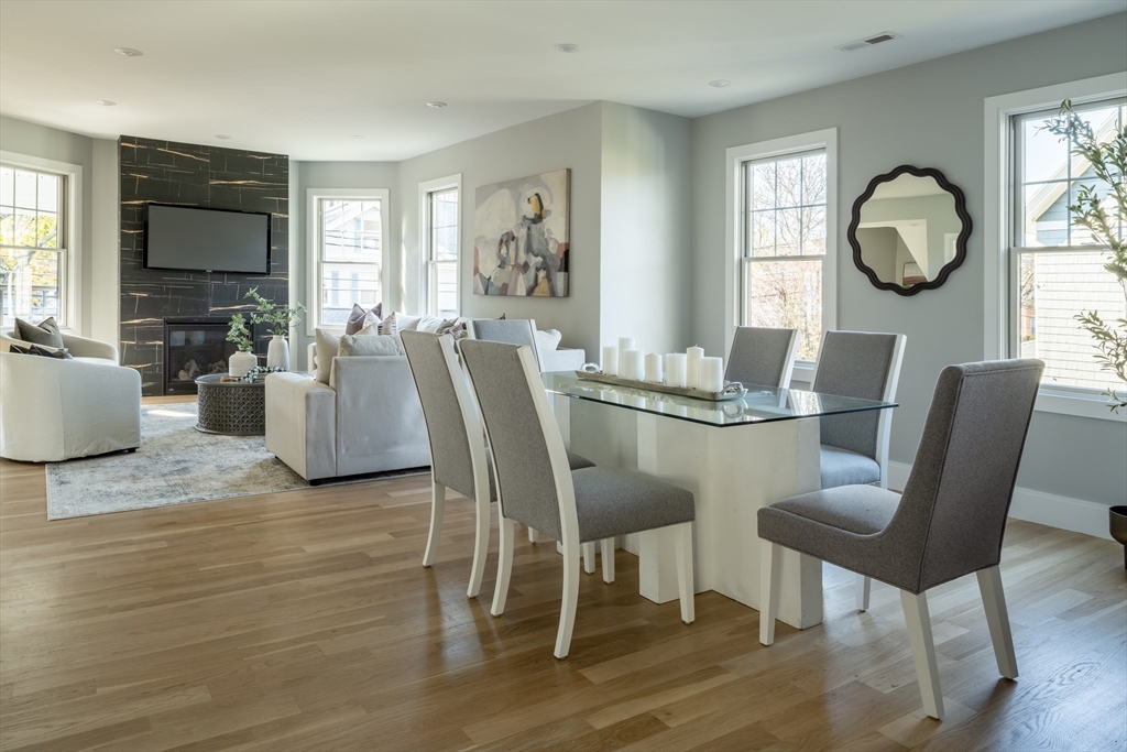 14 Maple Street, Unit 14 Watertown, MA 02472 - Photo 5 of 23