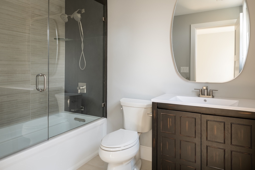 14 Maple Street, Unit 14 Watertown, MA 02472 - Photo 9 of 23