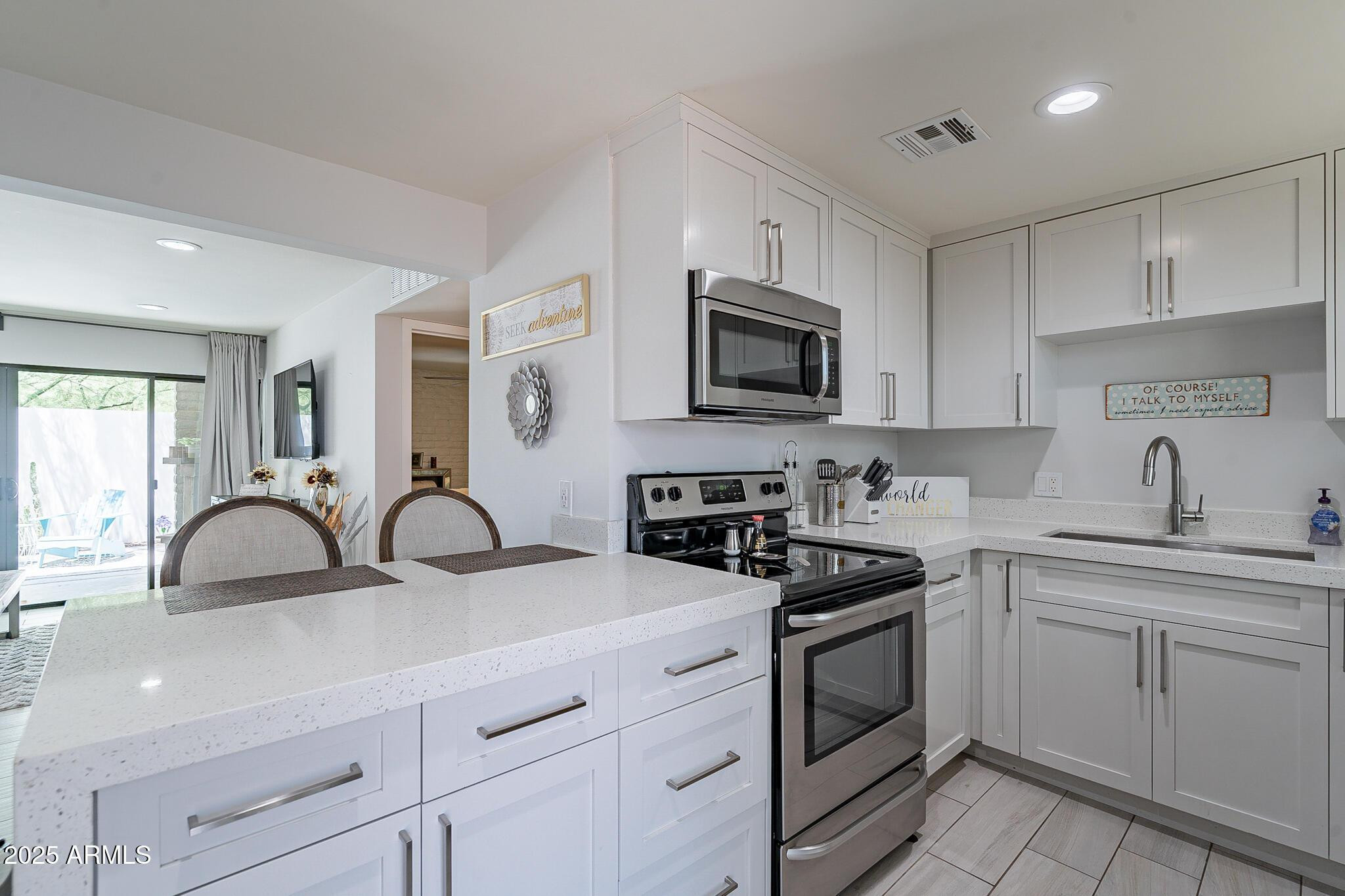 4351 North 36th Street, Unit 2 Phoenix, AZ 85018 - Photo 8 of 24