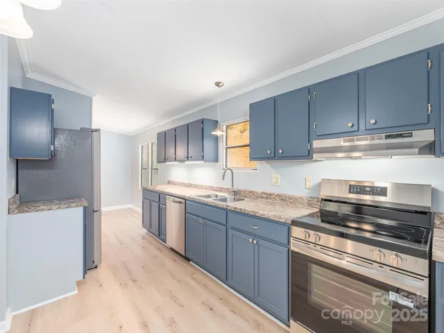 $269,500 | 590 Hutch Mountain Road, Fletcher, NC 28732