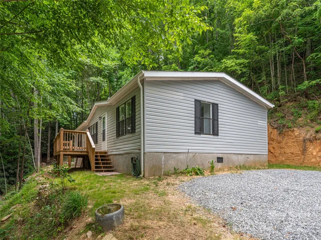 $269,500 | 590 Hutch Mountain Road, Fletcher, NC 28732