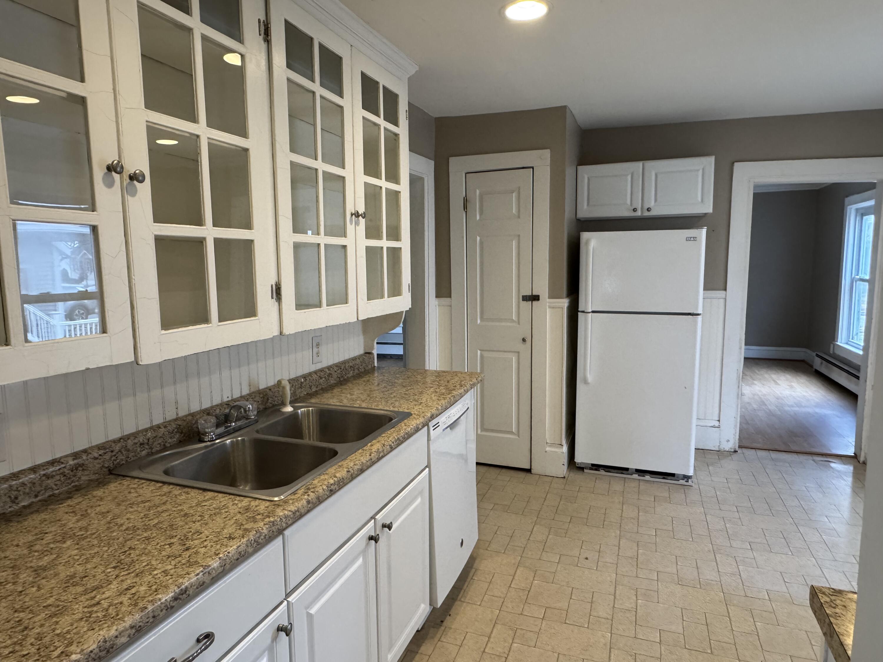 8 Lozier Place Plattsburgh, NY 12901 - Photo 6 of 17