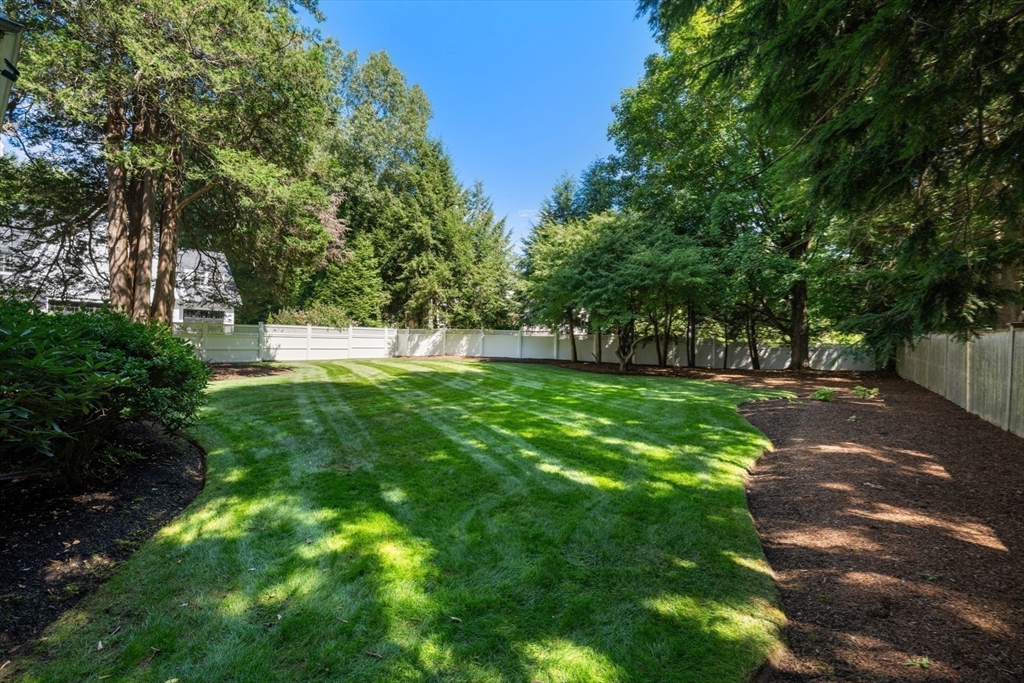 10 Cartwright Road Wellesley, MA 02482 - Photo 40 of 42