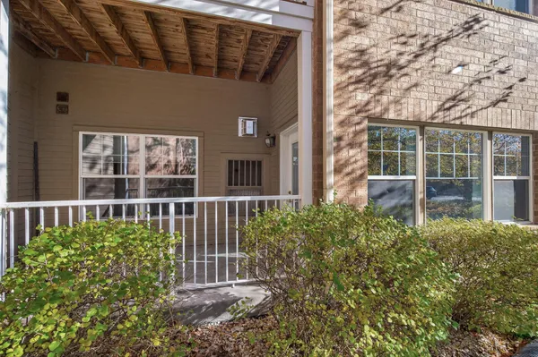 $199,900 | 3800 85th Avenue North, Unit 120, Brooklyn Park, MN 55443