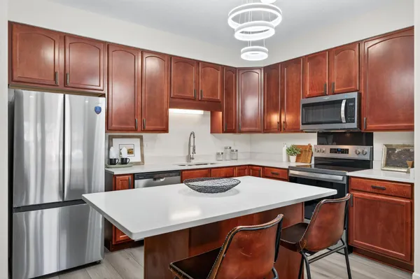 $199,900 | 3800 85th Avenue North, Unit 120, Brooklyn Park, MN 55443