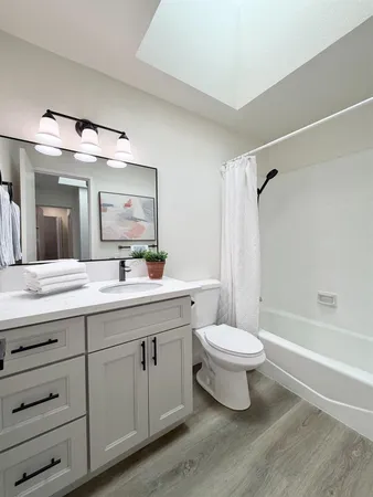 $698,000 | 103 Grande Avenue, Davis, CA 95616