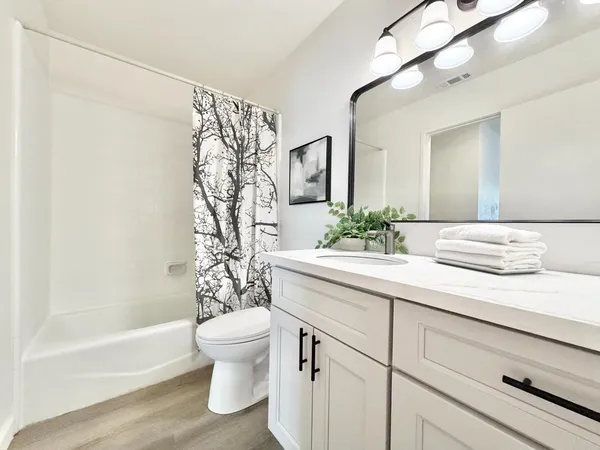 $698,000 | 103 Grande Avenue, Davis, CA 95616