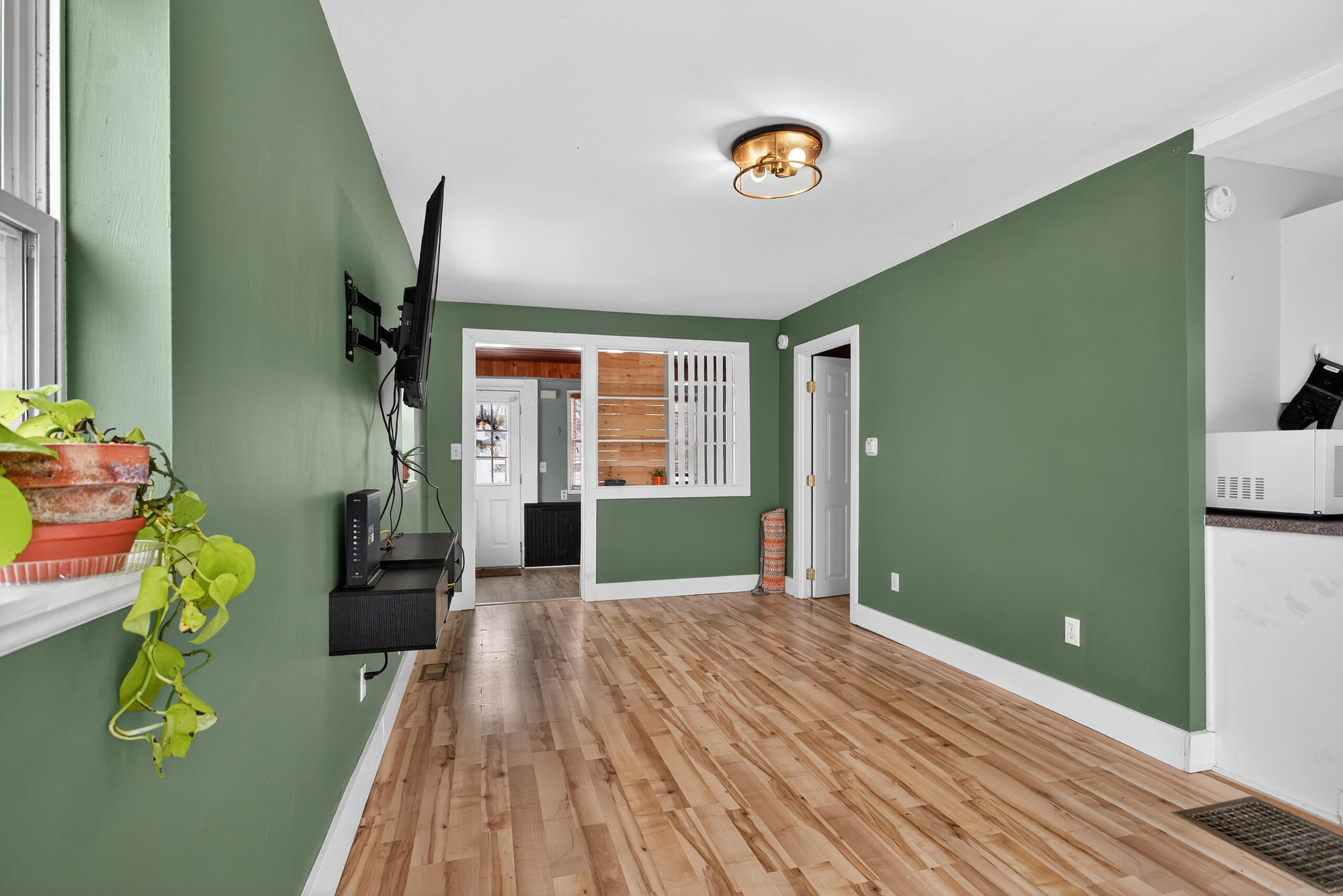 919 Lincoln Street Jackson, MI 49202 - Photo 6 of 28 007_0N0A0463