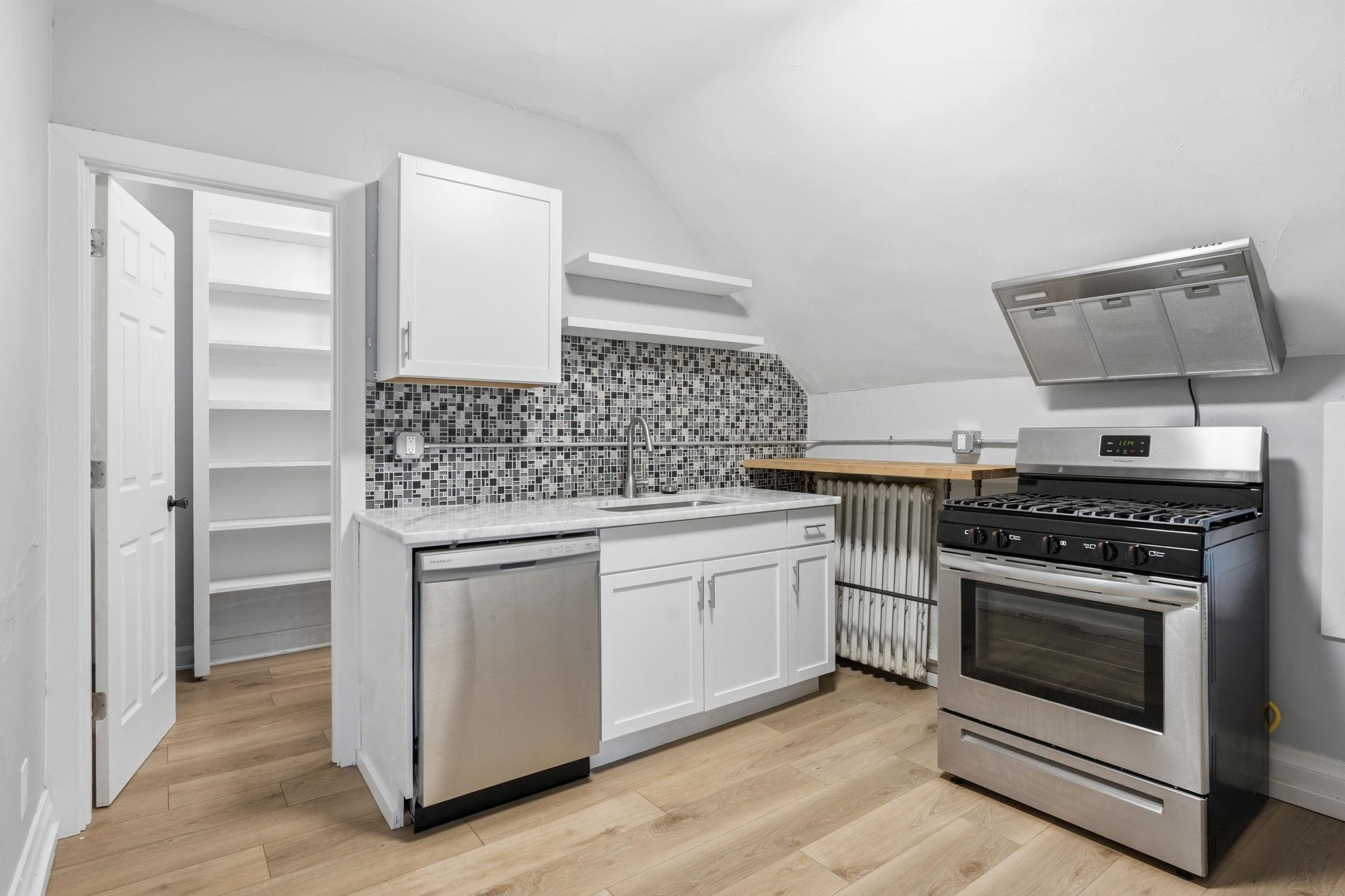 2027 East Washington Avenue Madison, WI 53704 - Photo 18 of 52