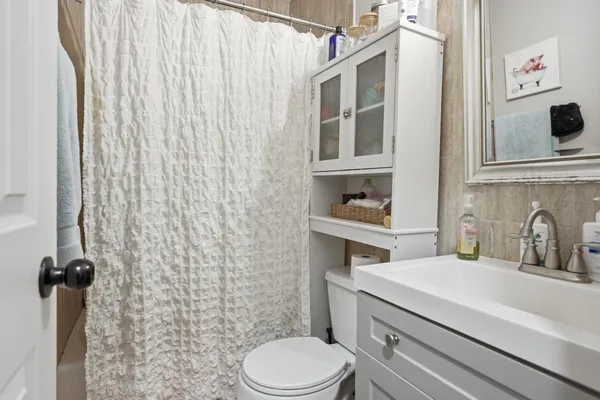 $676,000 | 2027 East Washington Avenue, Madison, WI 53704