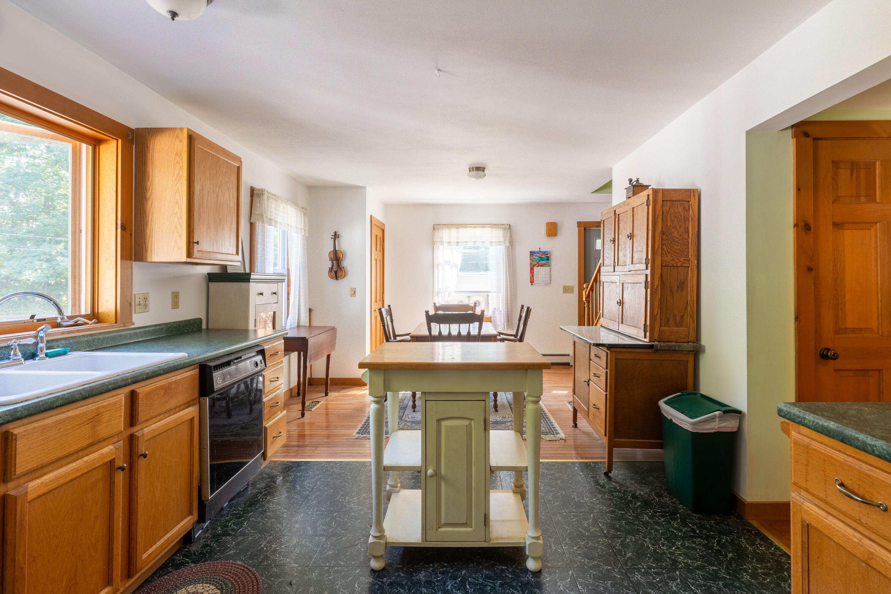 84 Brave Boat Harbor Road Kittery, ME 03905 - Photo 8 of 36 9L9A7230-HDR