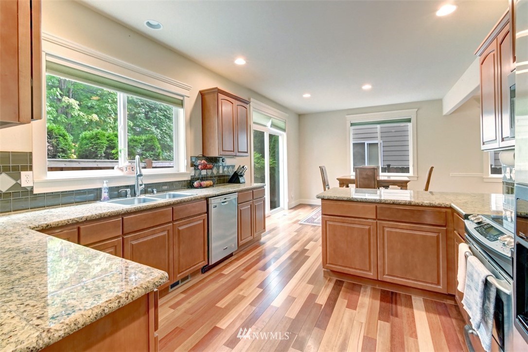 22627 44th Drive Southeast Bothell, WA 98021 - Photo 14 of 31