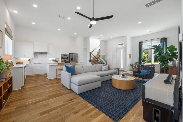 $659,900 | 5428 Agatha Circle, Austin, TX 78724