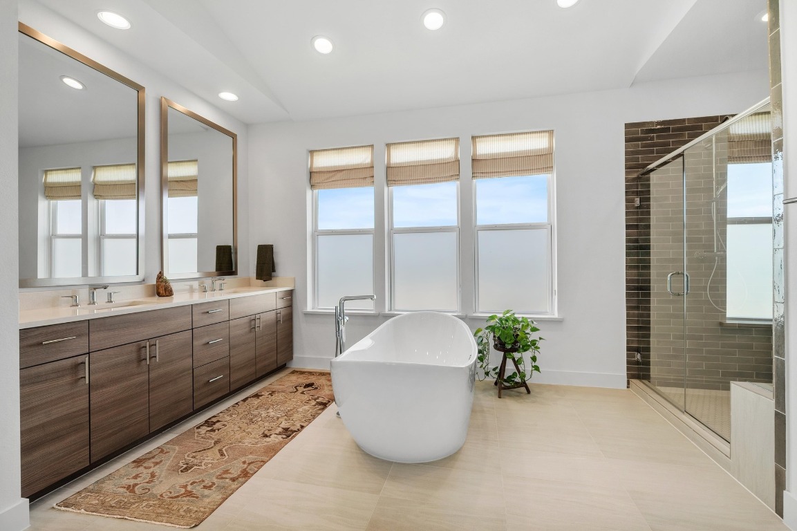 5428 Agatha Circle Austin, TX 78724 - Photo 18 of 40 a large white room with a large window