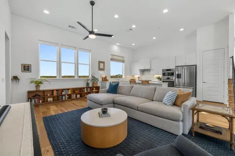 $679,900 | 5428 Agatha Circle, Austin, TX 78724