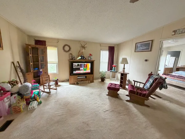 $180,000 | 2041 Mills Cart Road, Salem, IL 62881
