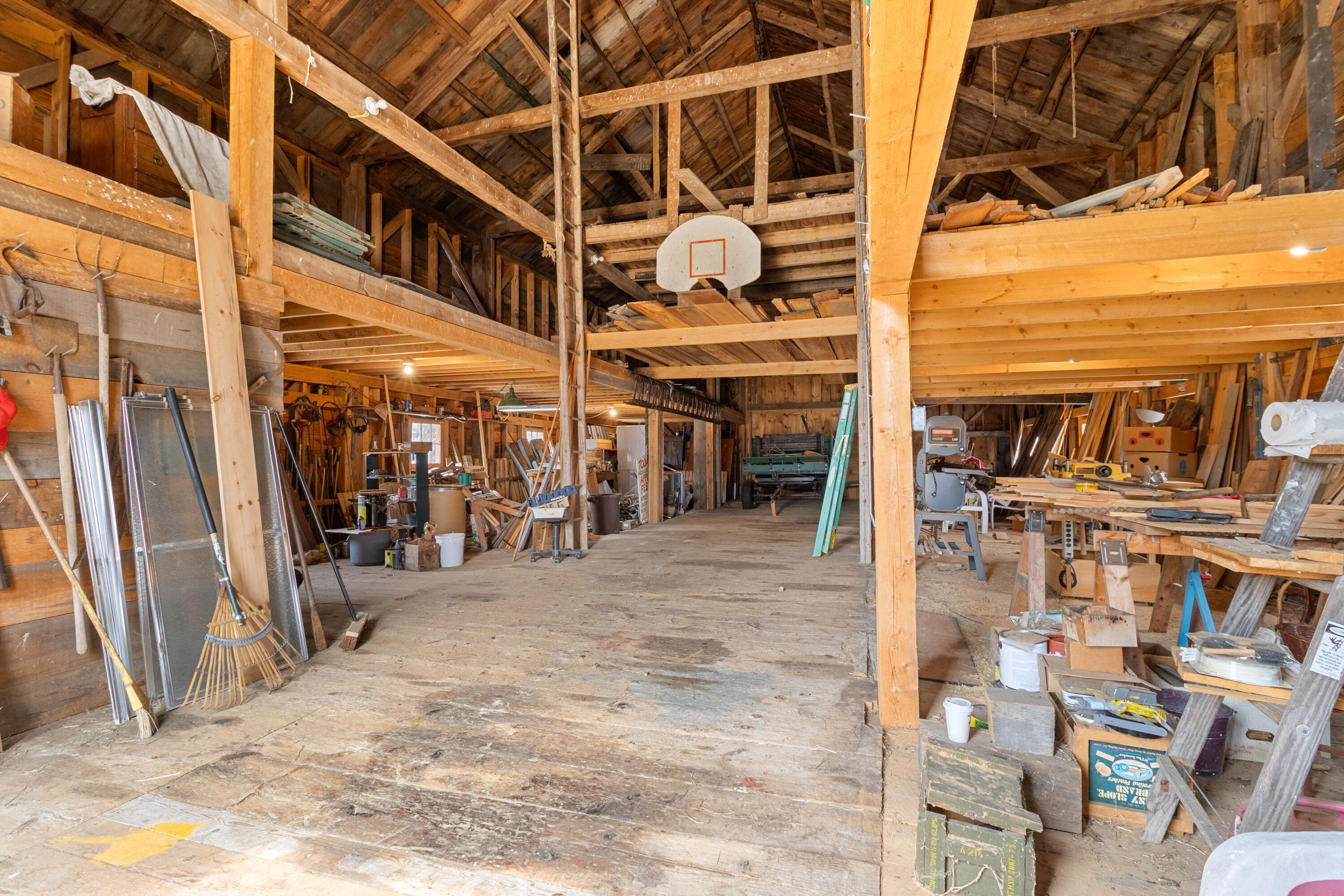 1801 Washington Road Waldoboro, ME 04572 - Photo 23 of 83 39