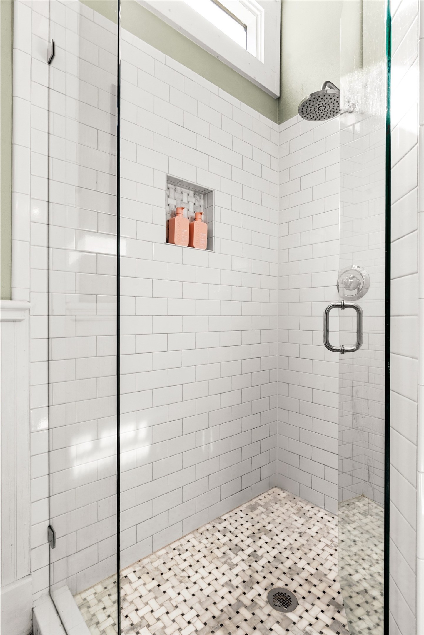 1809 Nickerson Street Austin, TX 78704 - Photo 18 of 31 a bathroom with a shower