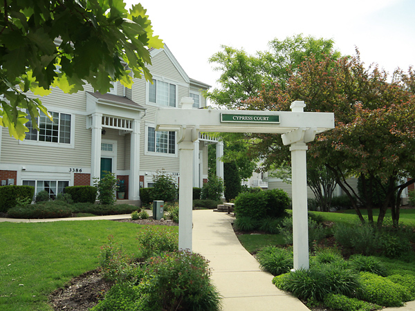 3384 Ravinia Circle Aurora, IL 60504 - Photo 24 of 24 a front view of a house with garden