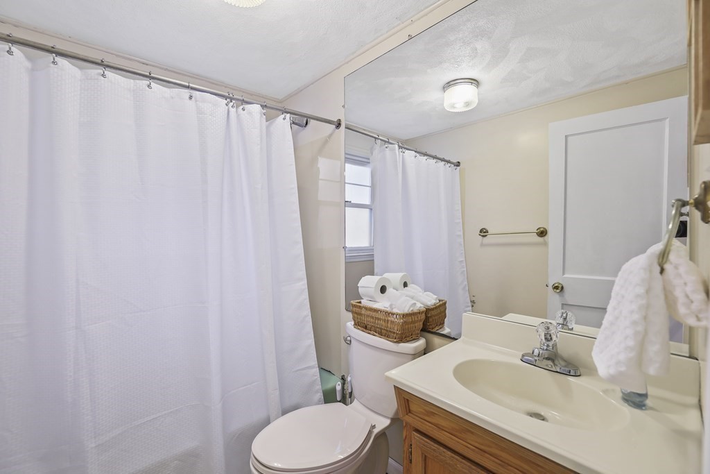 30 Grassmere Road Boston, MA 02136 - Photo 15 of 22