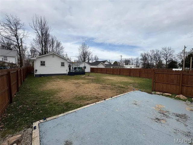 $200,000 | 206 Rhoda Street, St. James, MO 65559