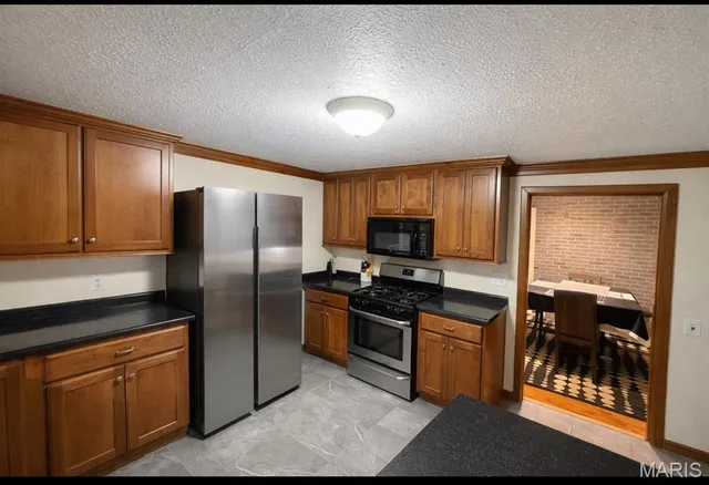 $200,000 | 206 Rhoda Street, St. James, MO 65559