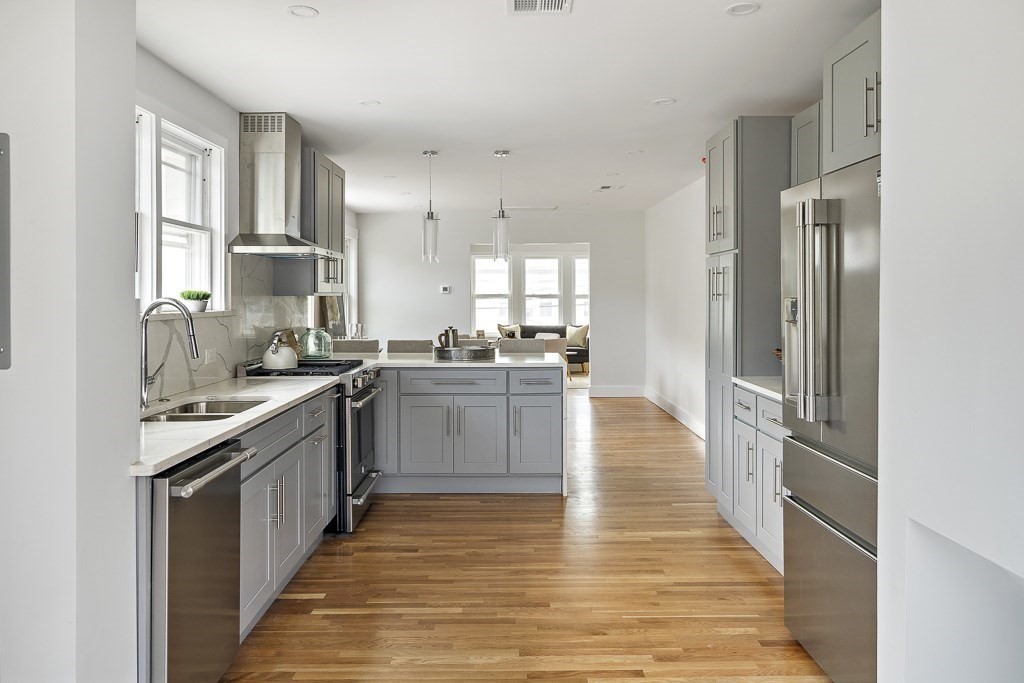 3 Mary Street, Unit 3 Arlington, MA 02474 - Photo 11 of 31