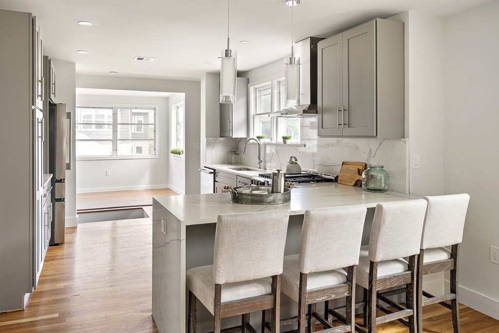 3 Mary Street, Unit 3 Arlington, MA 02474 - Photo 8 of 31