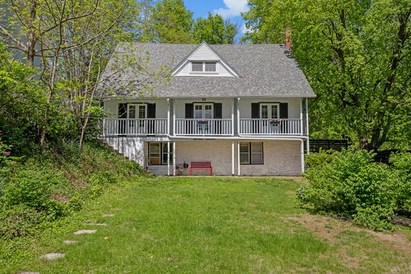 $289,000 | 1316 East 9th Street, Davenport, IA 52803