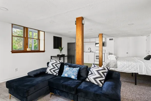$289,000 | 1316 East 9th Street, Davenport, IA 52803