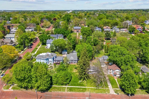 $289,000 | 1316 East 9th Street, Davenport, IA 52803