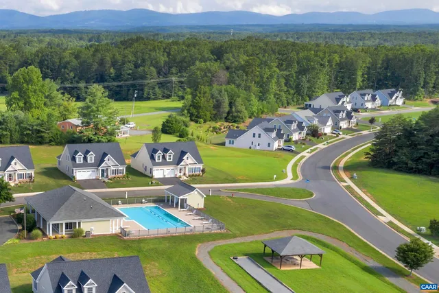 $495,000 | 82 Crape Myrtle Drive, Palmyra, VA 22963