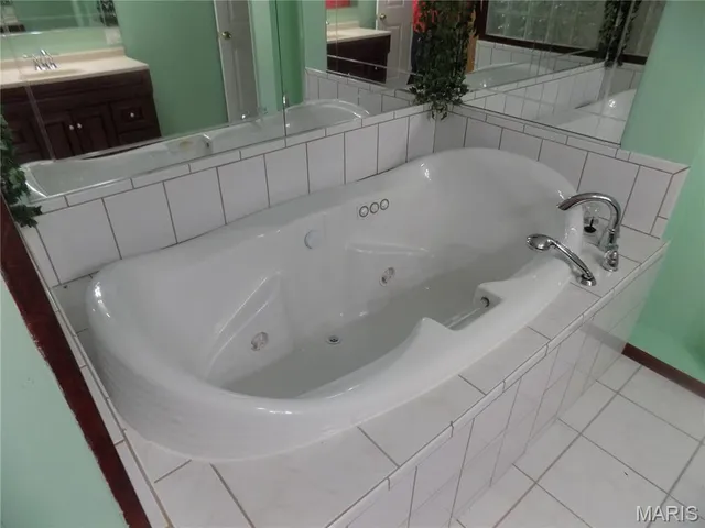 $515,000 | 1275 White Road, Chesterfield, MO 63017