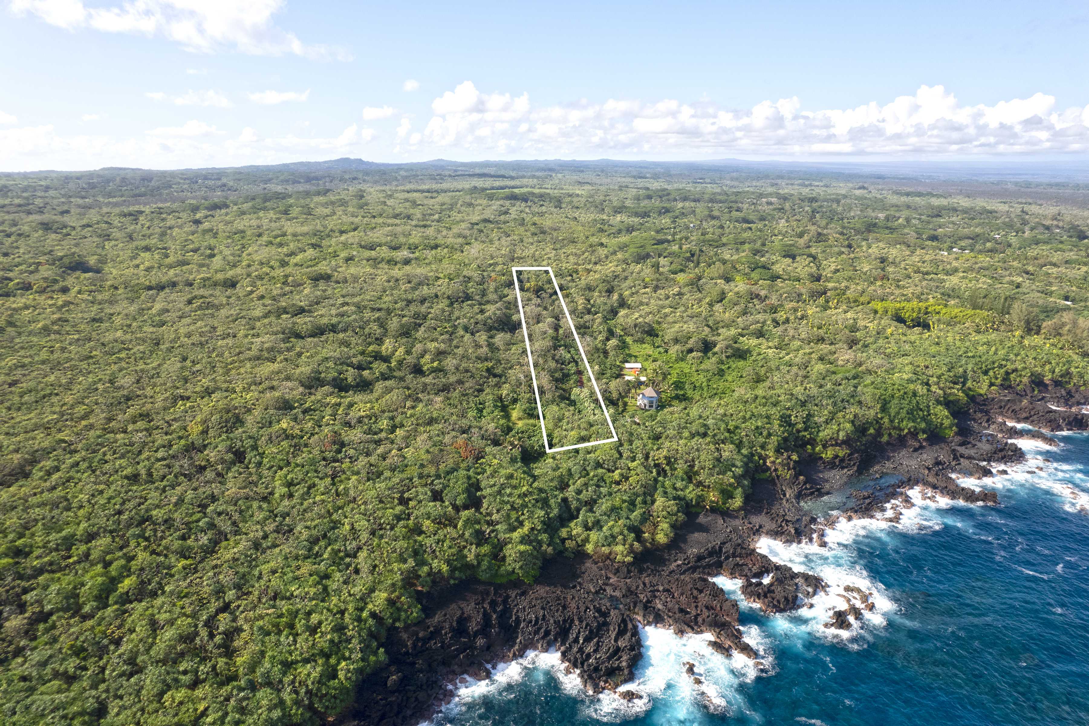 2 Government Beach Road Pahoa, HI 96778 - Photo 6 of 14 a view of a city