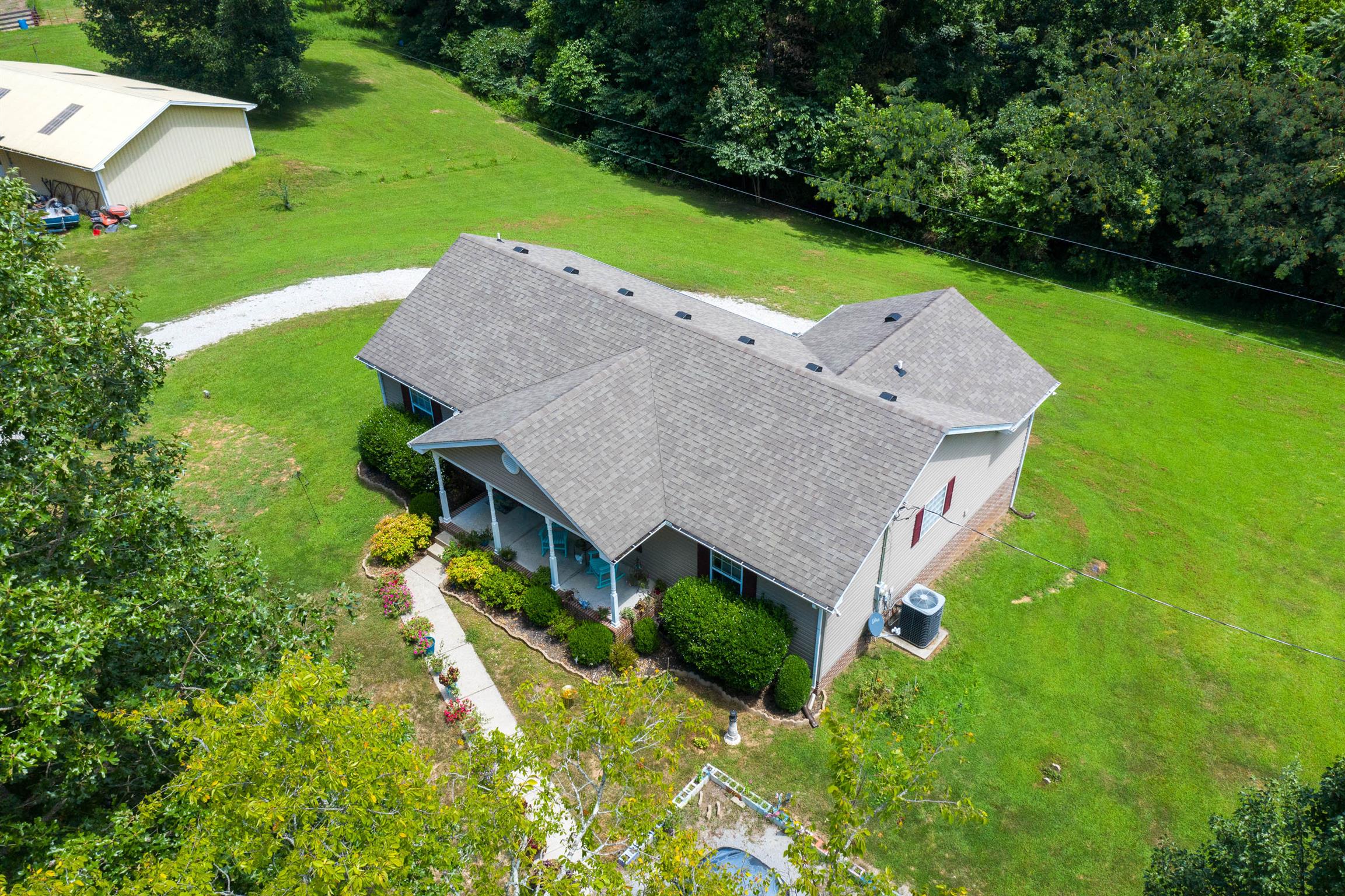 3406 Bowker Road Charlotte, TN 37036 - Photo 3 of 30 Gallery Image 3