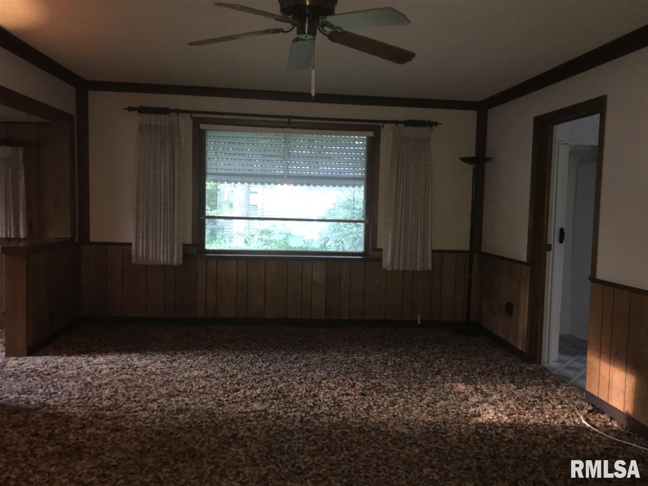 6025 Riverview Road Thomson, IL 61285 - Photo 9 of 13