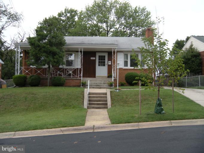 6008 Jamestown Road Hyattsville, MD 20782 - Photo 19 of 19 Exterior (Front)