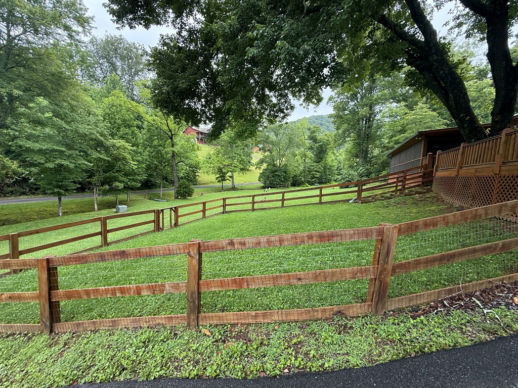 100 Bryant Farm Road Murphy, NC 28906 - Photo 2 of 53 Gallery Image 2