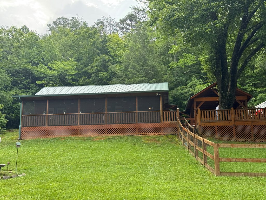 100 Bryant Farm Road Murphy, NC 28906 - Photo 6 of 53 Gallery Image 6