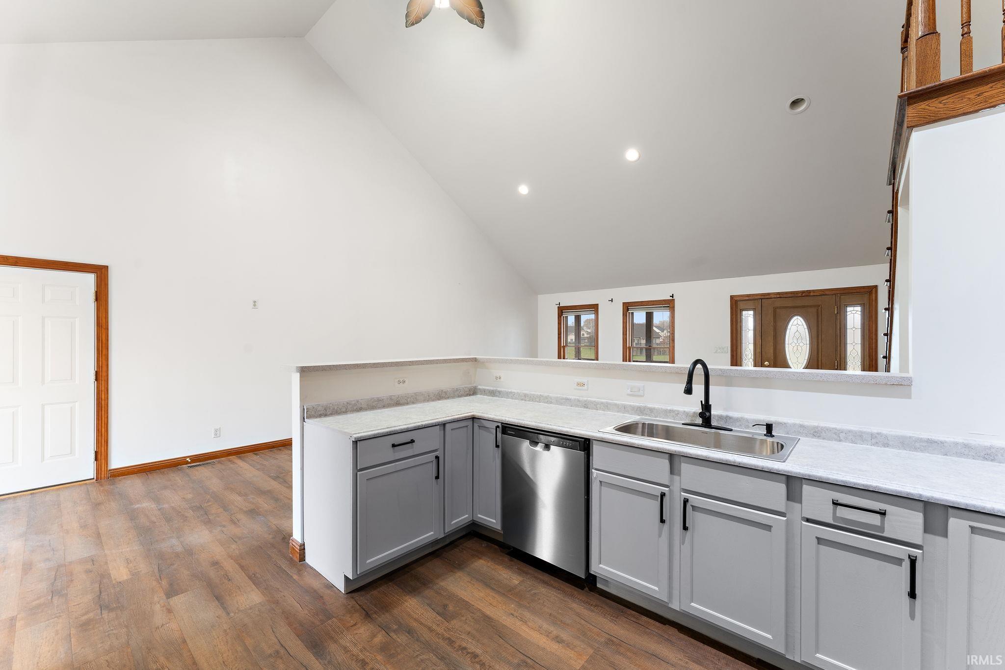 8250 95th Place Crown Point, IN 46307 - Photo 14 of 36