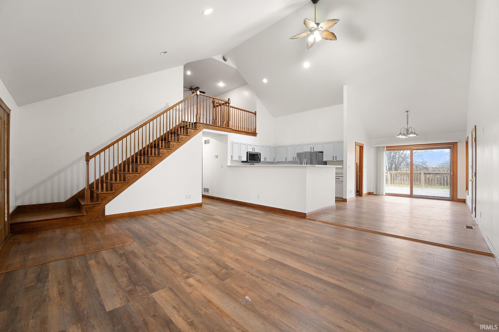 8250 95th Place Crown Point, IN 46307 - Photo 4 of 36