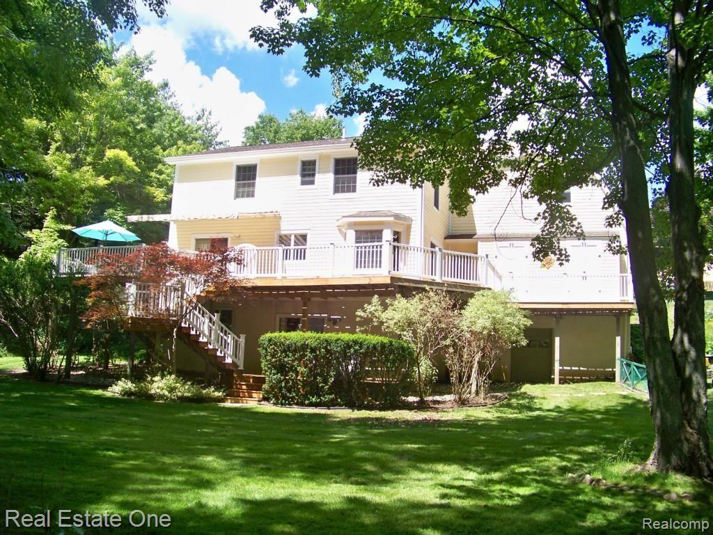 3208 North Tipsico Lake Road Hartland, MI 48353 - Photo 27 of 87 093.jpg