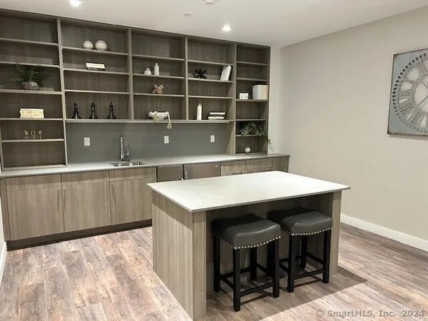 $2,933 | 1 A Atlantic Street, Unit 702, Stamford, CT 06901