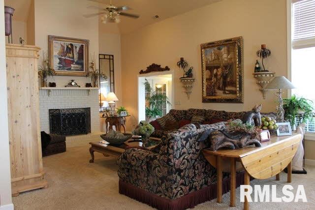 1628 Howard Road Marion, IL 62959 - Photo 3 of 38 Gallery Image 3